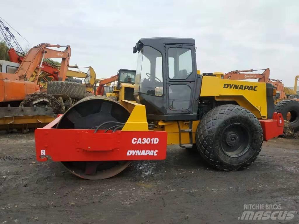 Dynapac CA 301 D Еднобарабанни ролки
