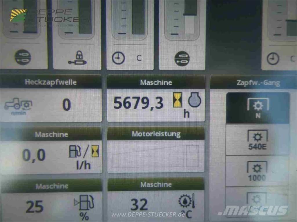 John Deere 6215R Трактори