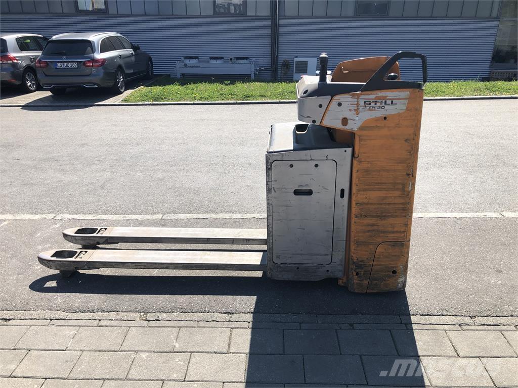 Still SXH 20 Колички високоповдигачи с теглич