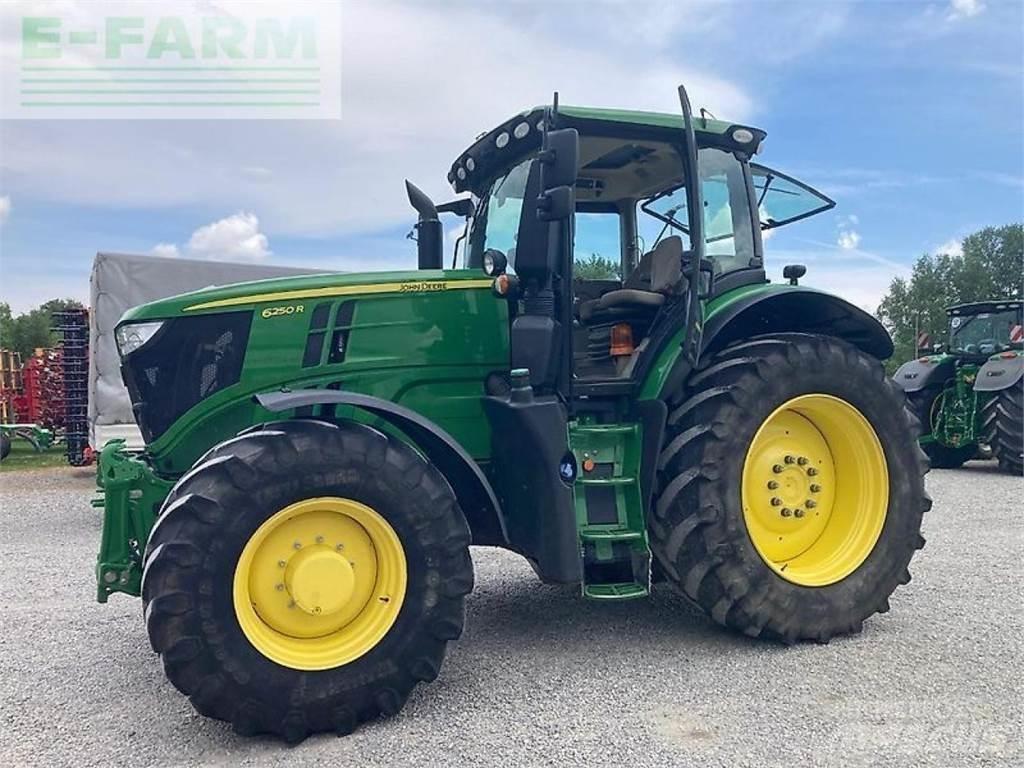 John Deere 6250r Трактори