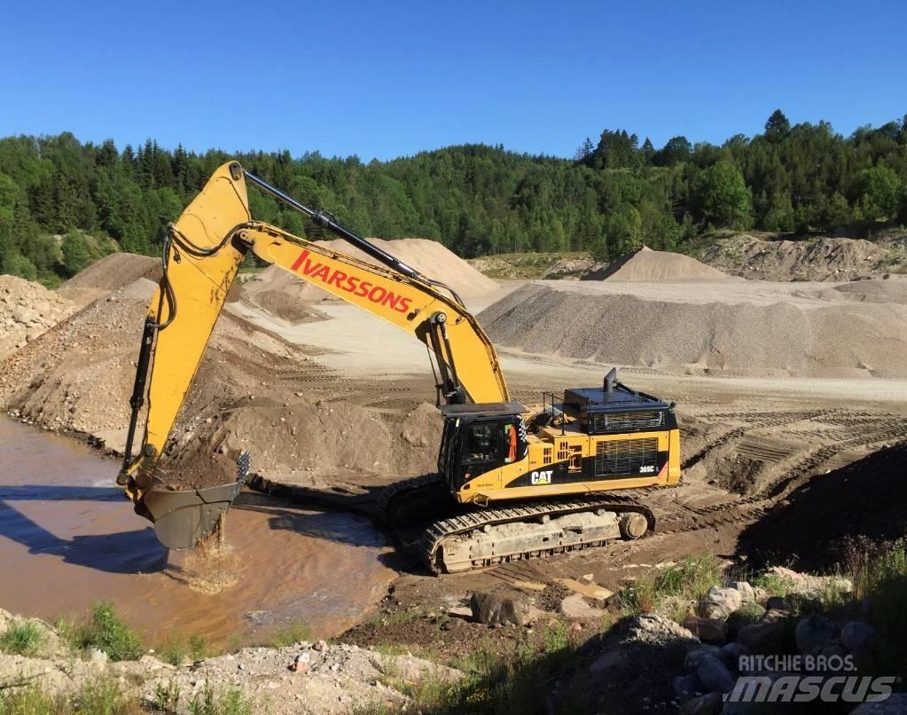 CAT 365C Екскаватори с дълго рамо