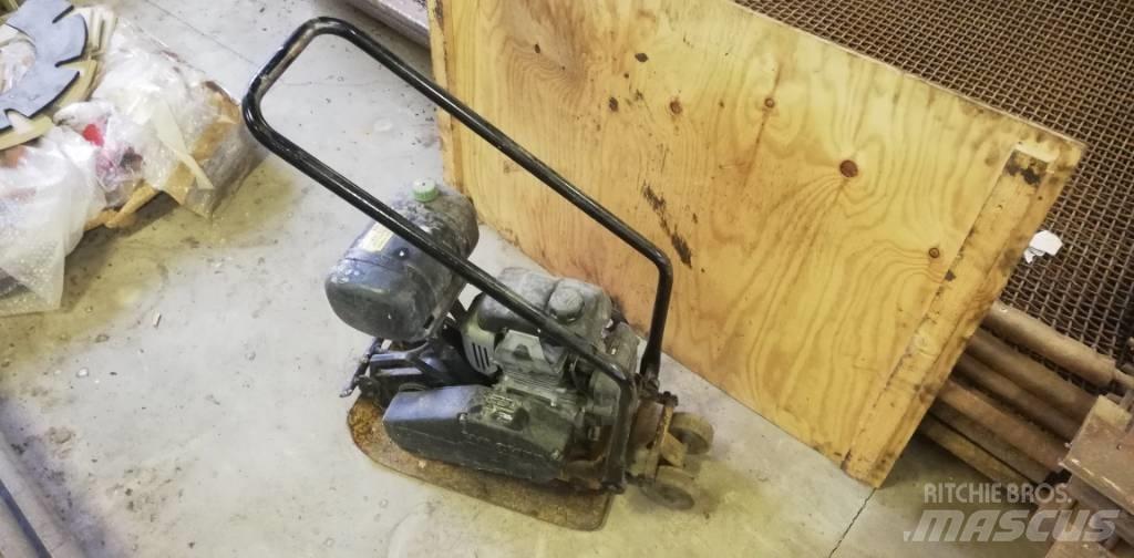 Wacker 1135 Пробки