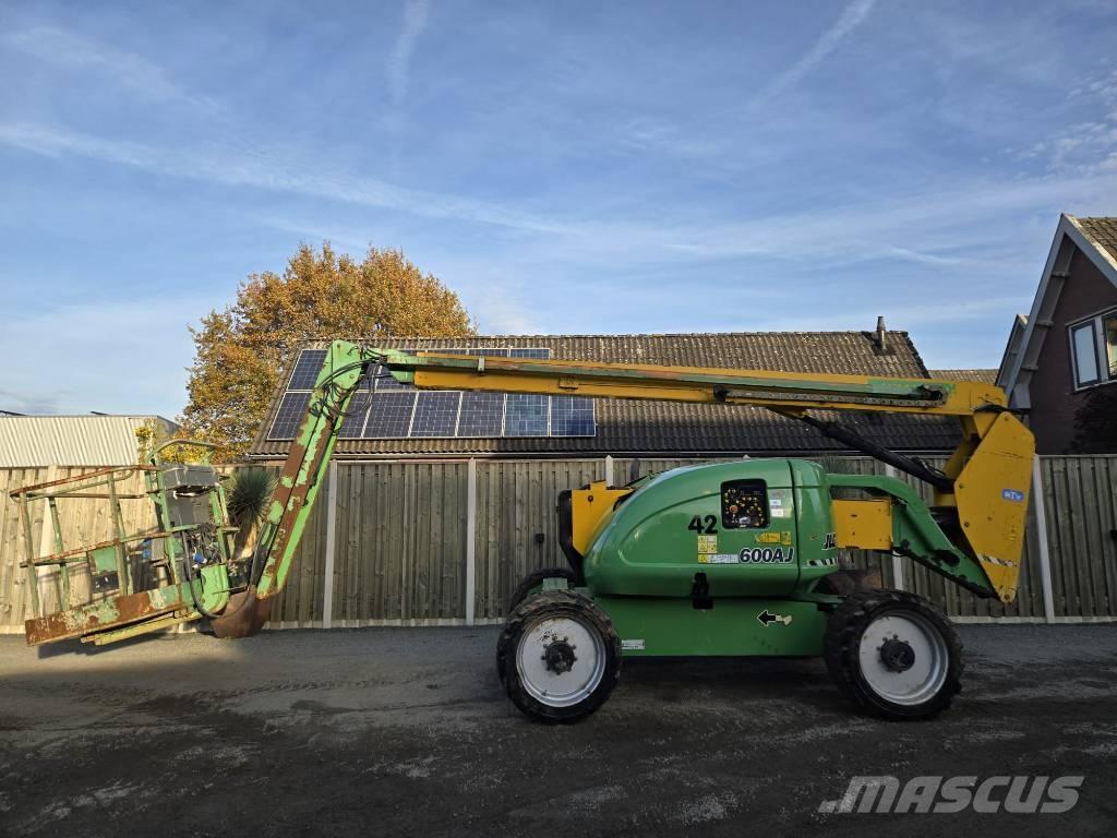 JLG 600 AJ Съчленени стрелови подемници