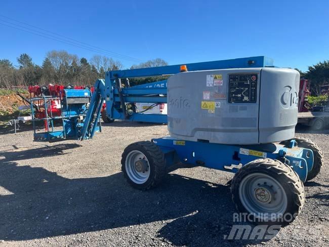 Genie Z 45/25 J Съчленени стрелови подемници