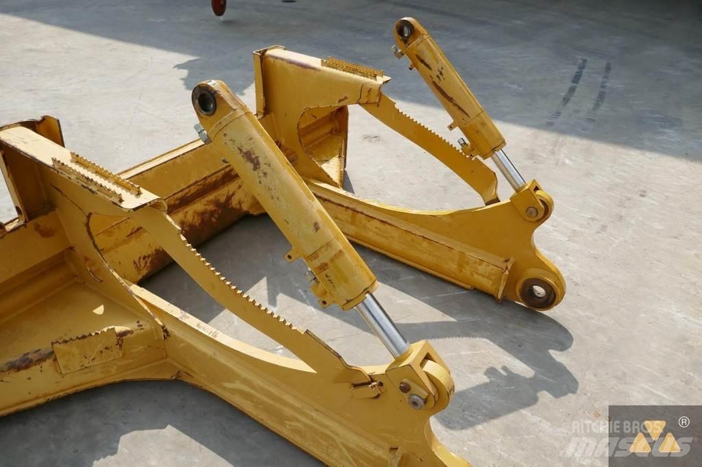 CAT Skidder blade Остриета