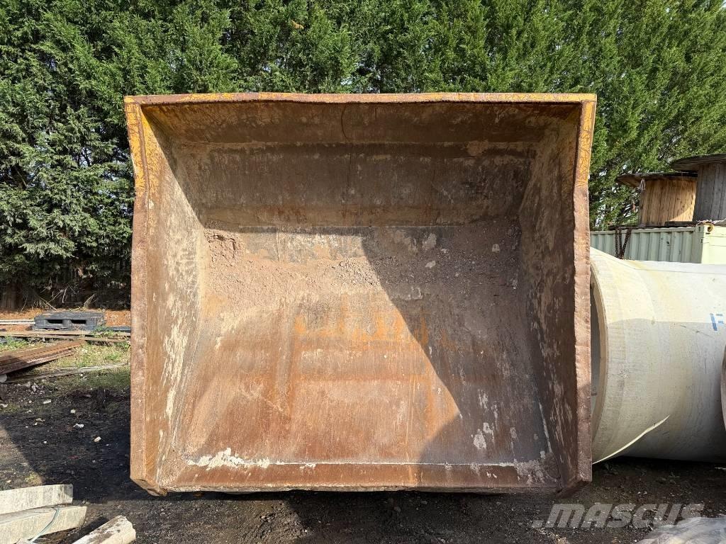 Terex TA9 Странични самосвали