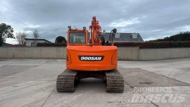 Doosan DX 140 Верижен екскаватор