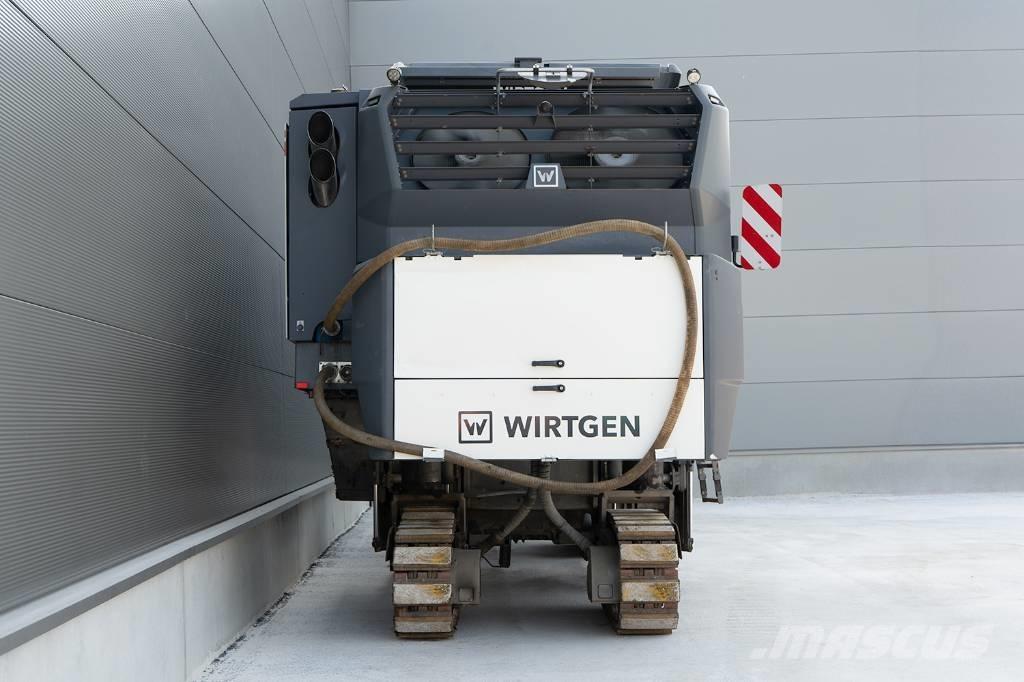 Wirtgen W 220 FI Машини за студено раздробяване на асфалт