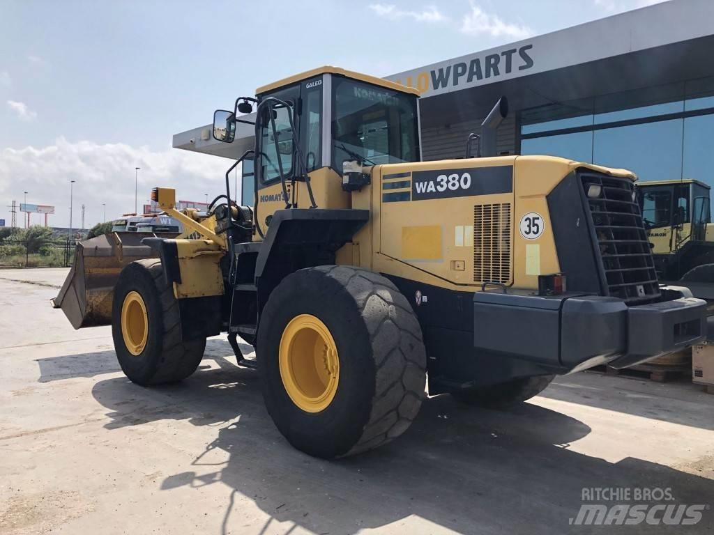 Komatsu WA 380-5H Колесни товарачи