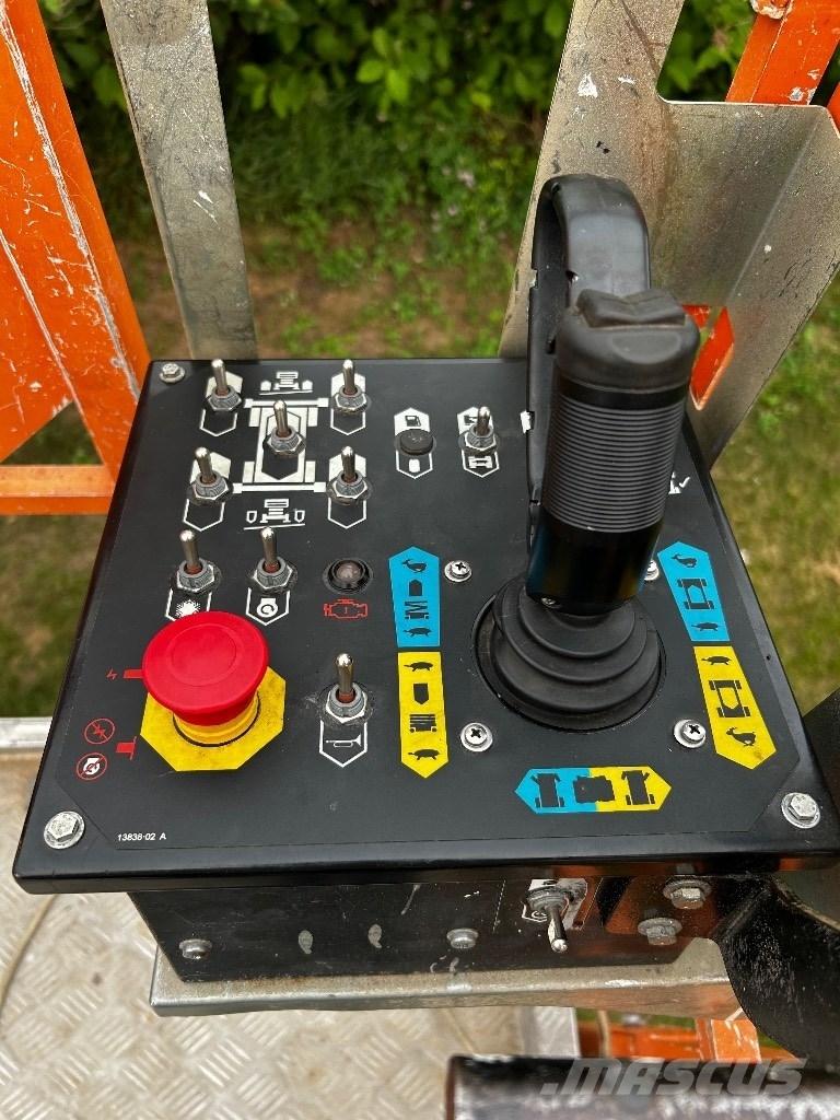 Snorkel S 3370 RT Ножични работни платформи