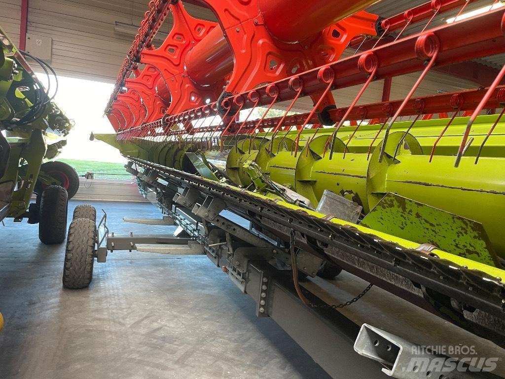CLAAS Lexion 660 Комбайни