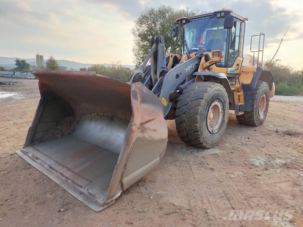 Volvo L 110 G Верижен товарач