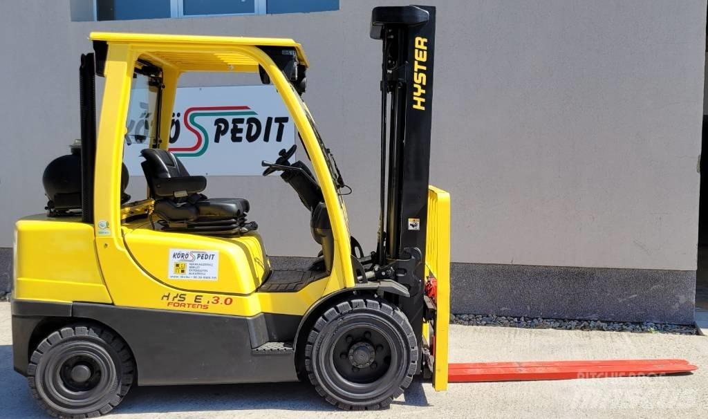 Hyster H 3.00 FT Камиони с АГУ