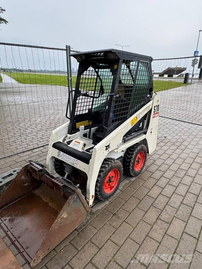 Bobcat S 70 Мини товарачи

