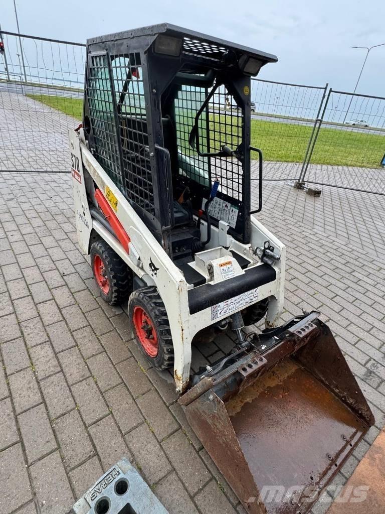 Bobcat S 70 Мини товарачи
