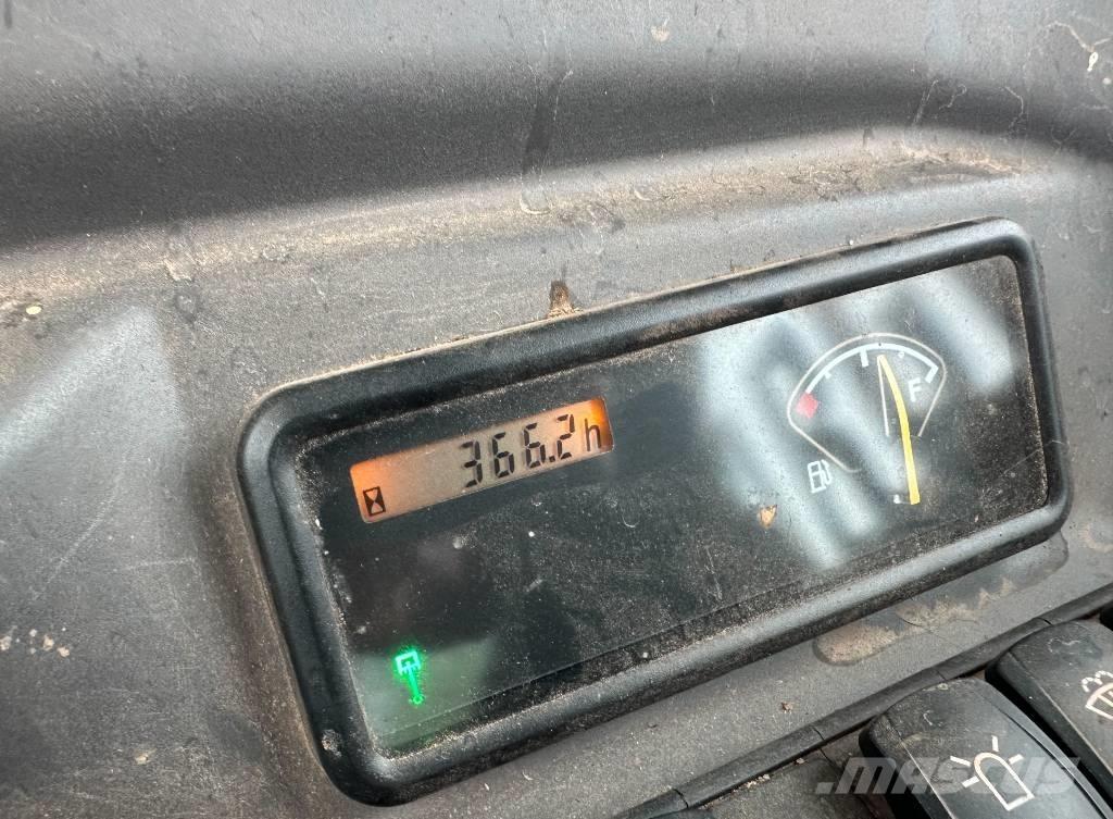 Volvo EC 27 D Мини екскаватори < 7 т