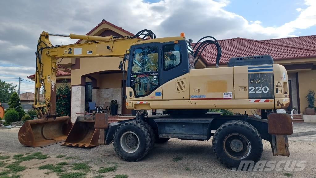 Komatsu PW 220-7 Колесни екскаватори