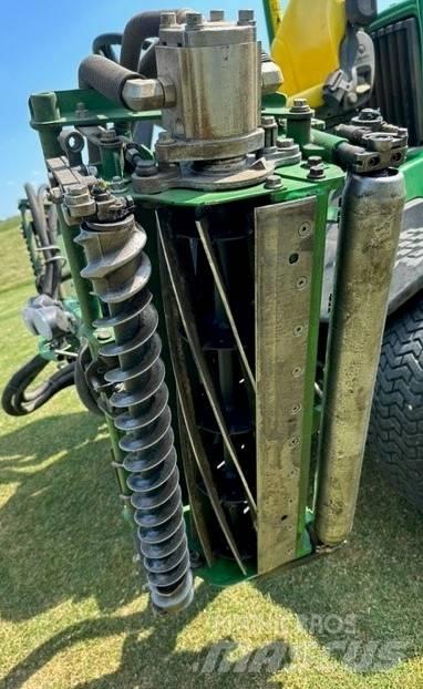 John Deere 8900A Тракторни косачки
