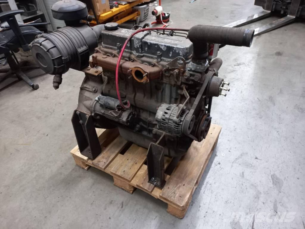 Mitsubishi S4S Двигатели