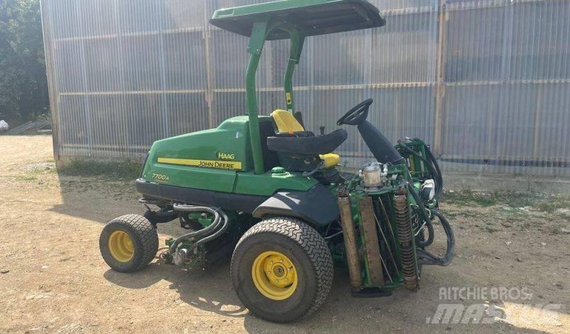 John Deere 7700A Косачки за Fairway