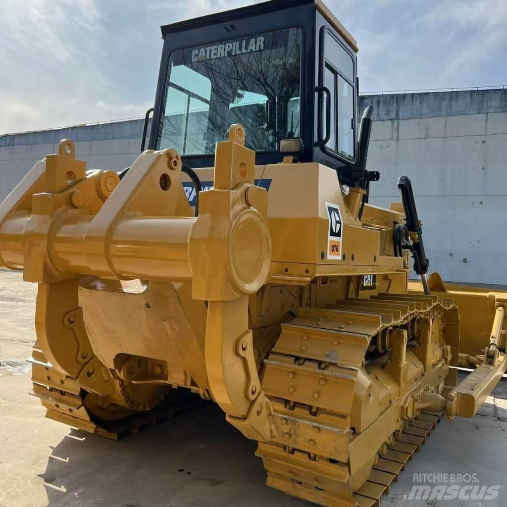 CAT D 7 G LGP Верижни булдозери
