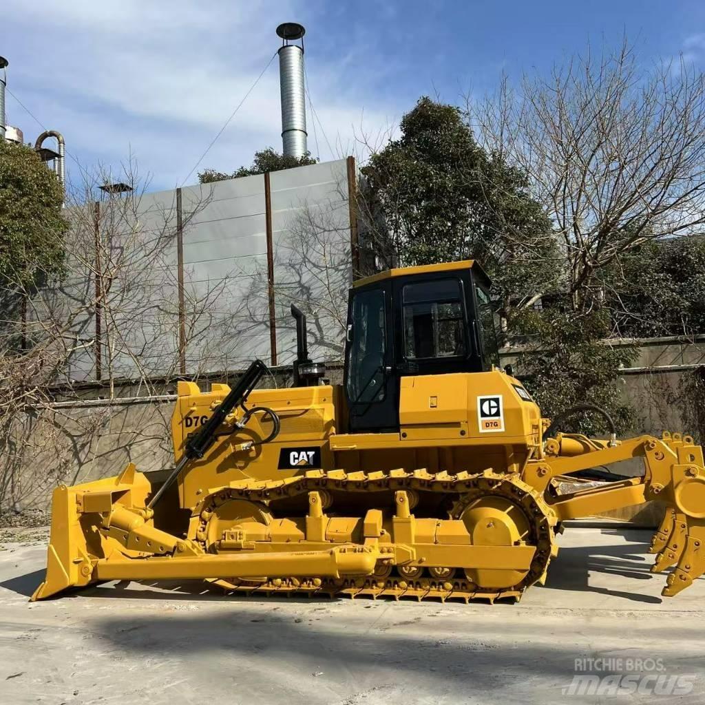 CAT D 7 G LGP Верижни булдозери
