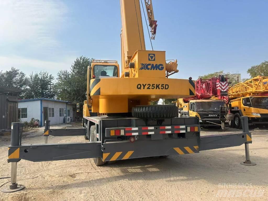 XCMG QY 25 K5D Всъдеходни кранове