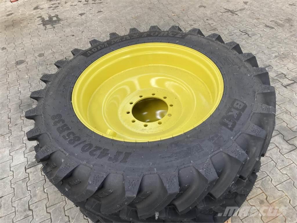 BKT 420/85R38 Колелета/Гуми