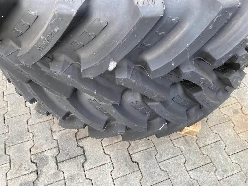 BKT 420/85R38 Колелета/Гуми