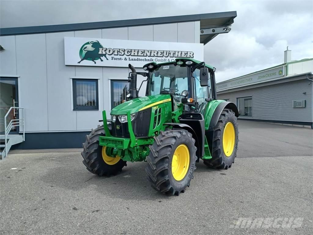 John Deere 6110M Трактори