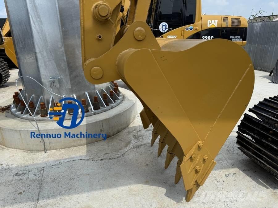 CAT 320B Верижен екскаватор