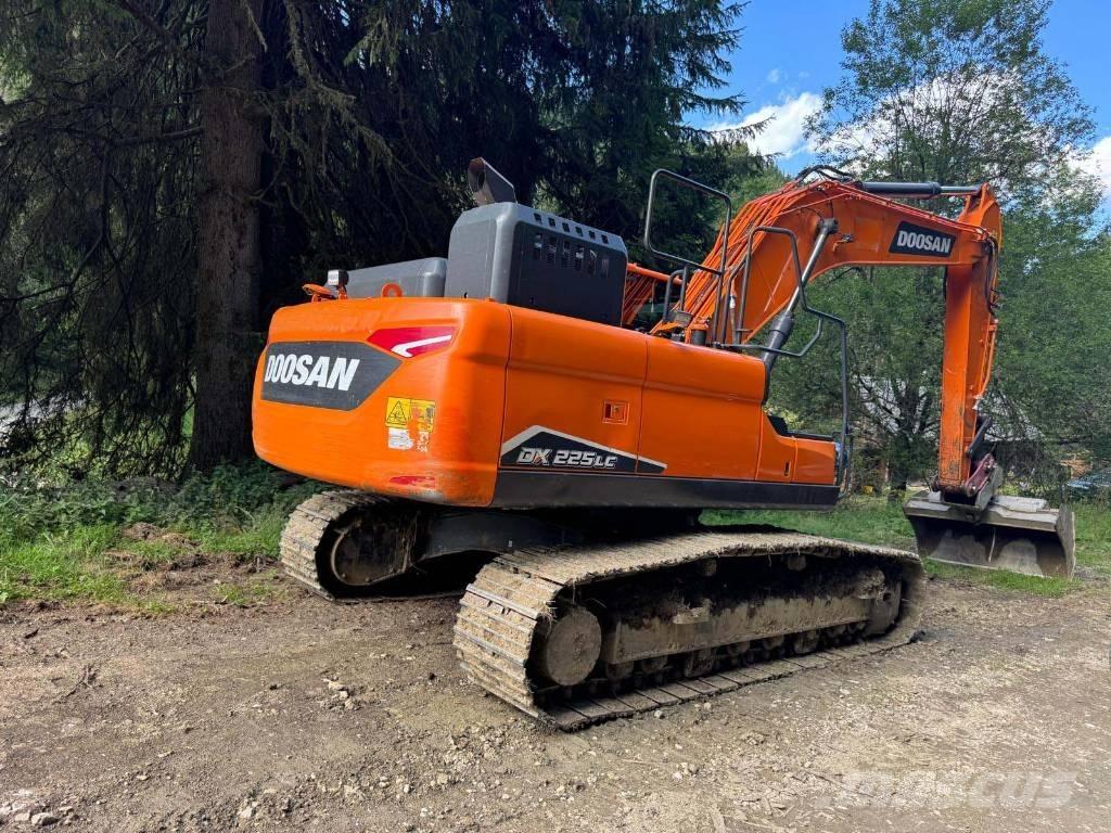Doosan DX 225 LC-7 Верижен екскаватор