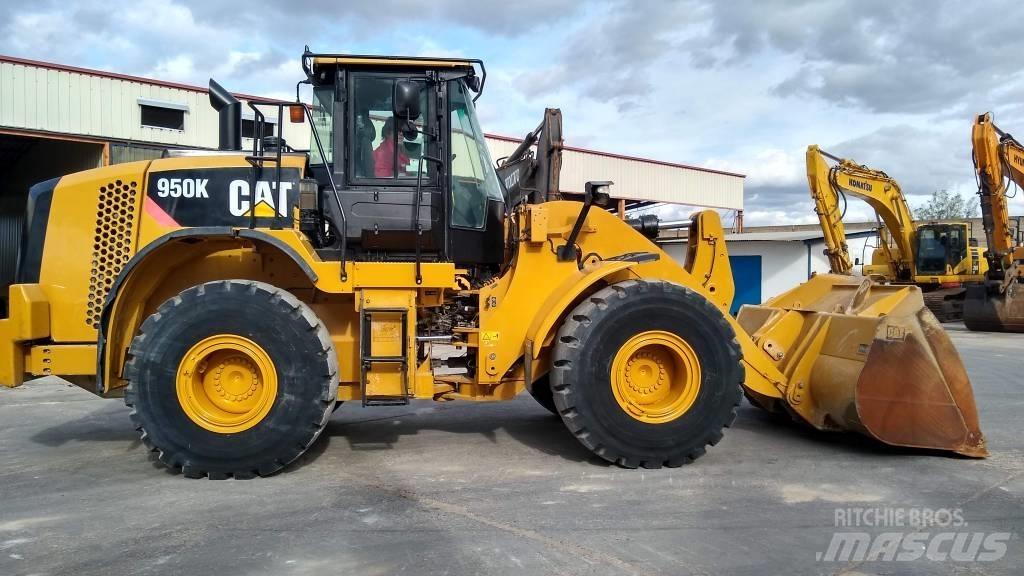 CAT 950K Колесни товарачи