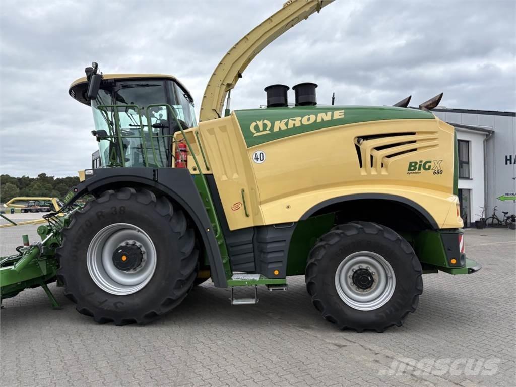 Krone BIG X 680 Фуражни комбайни