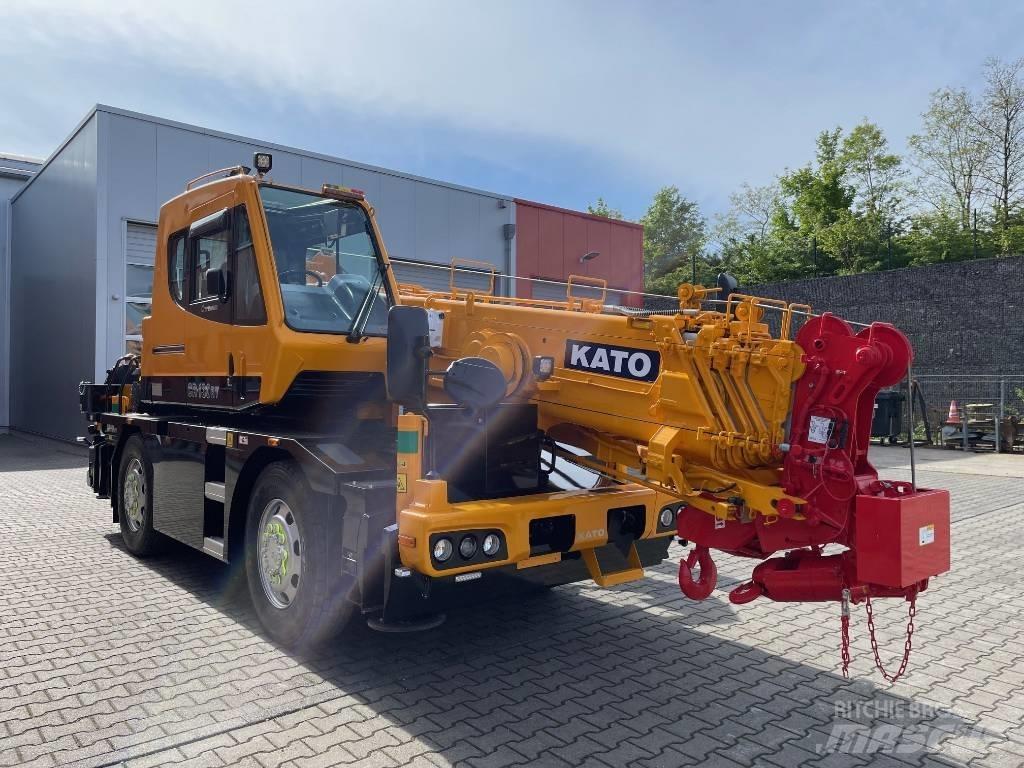 Kato CR-130Rv Кранове за тежък терен
