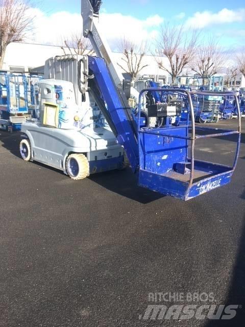 JLG TOUCAN 1210 Вертикални мачтови повдигачи
