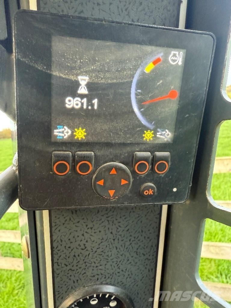 Gehl R 105 Мини товарачи
