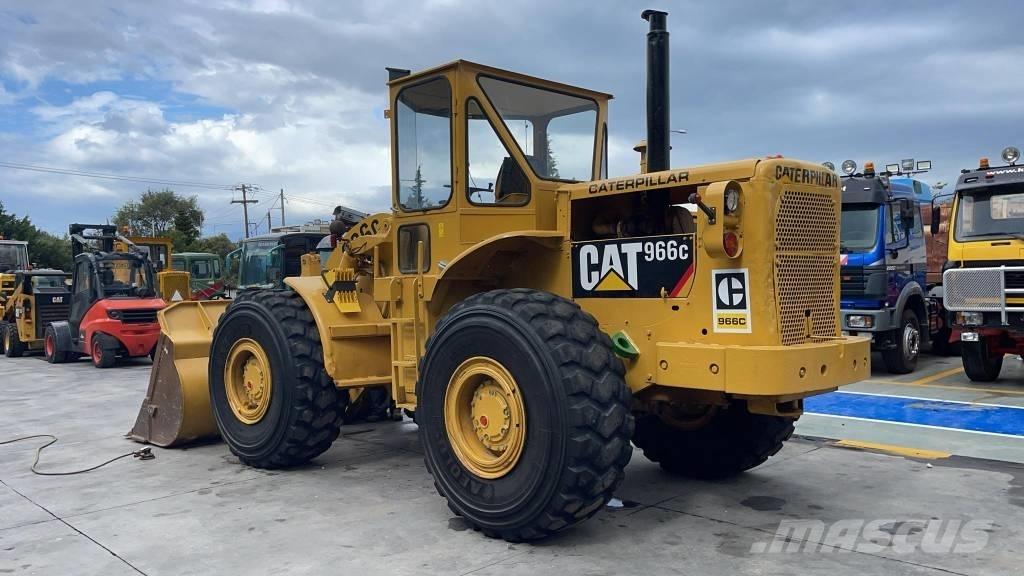 CAT 966 C Колесни товарачи