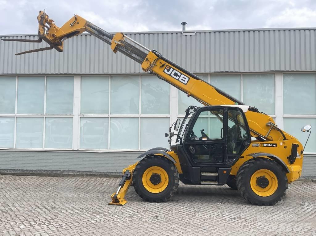 JCB 540-140     2016 Телескопични товарачи