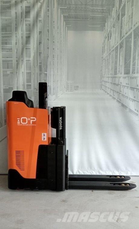 Toyota SSI200D Самоходни товарачи