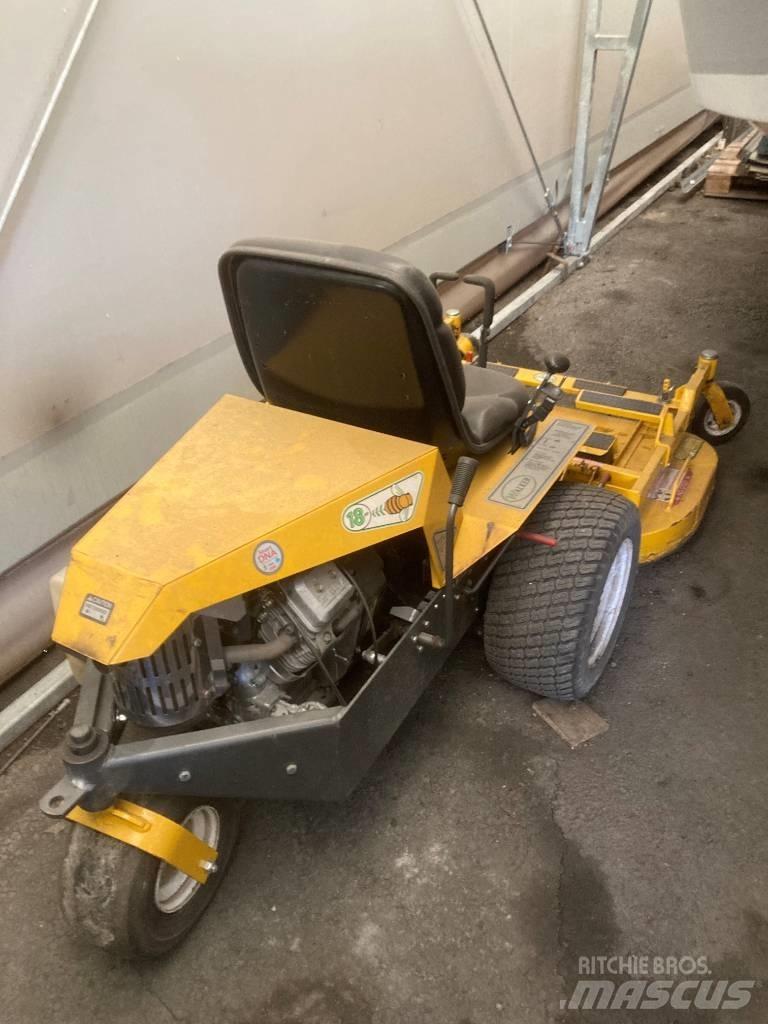 Walker MBSD Тракторни косачки