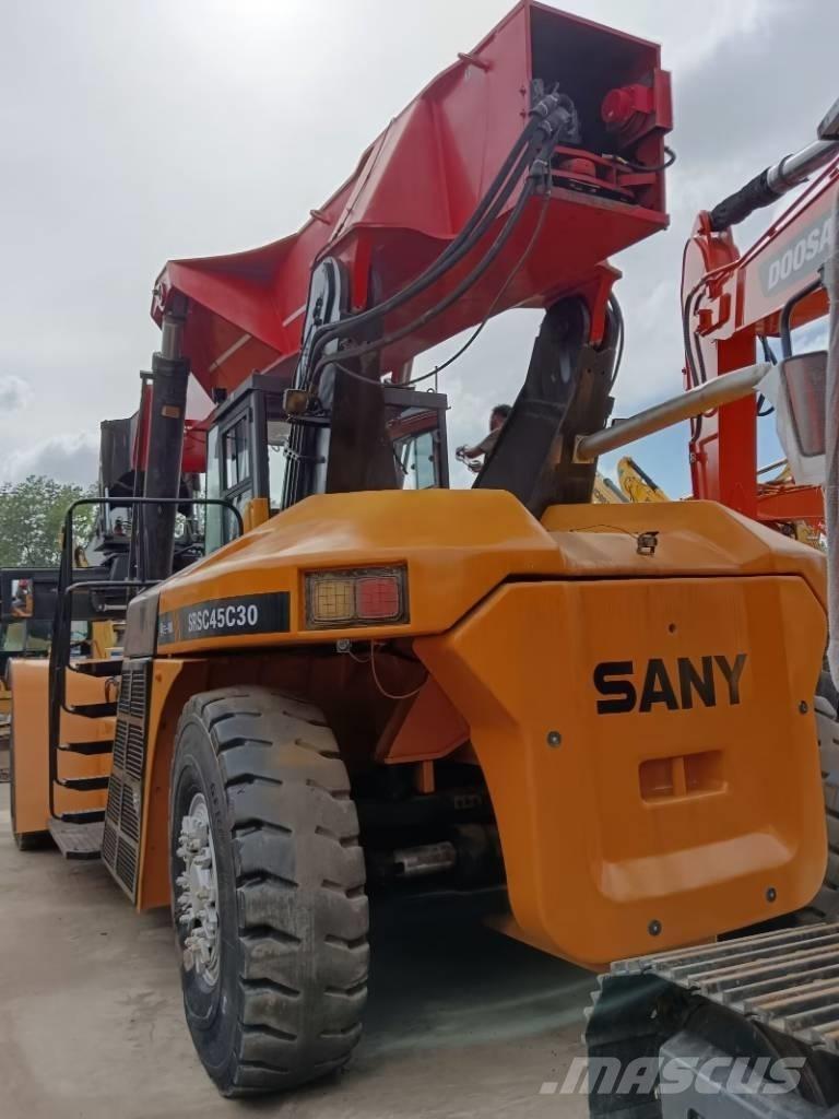 Sany SRSC 45 C30 Кари повдигачи на контейнери