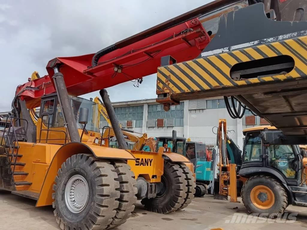 Sany SRSC 45 C30 Кари повдигачи на контейнери