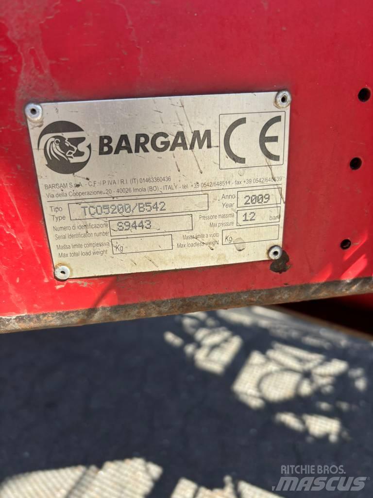 Bargam 5200 Compact Прикачни пръскачки
