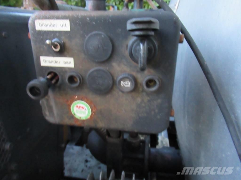 Burtec TSH 1000 Гудронатори