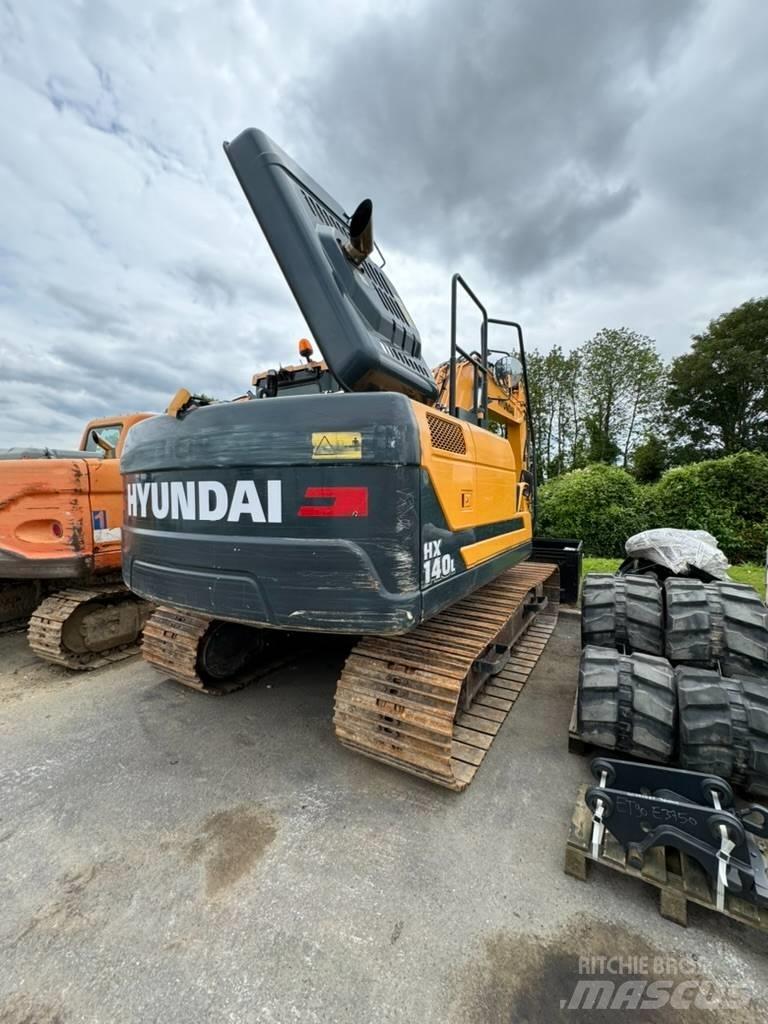 Hyundai HX 140L Верижен екскаватор