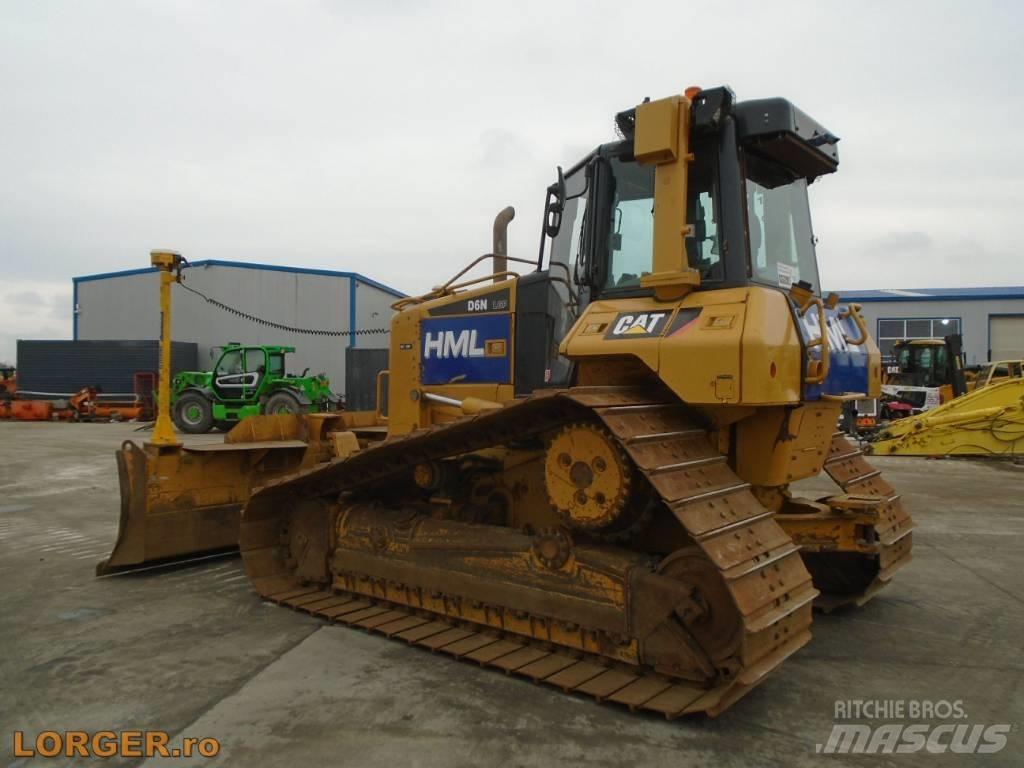 CAT D6N LGP Верижни булдозери
