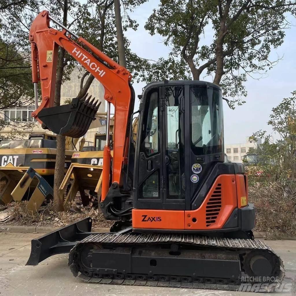 Hitachi ZX50 Мини екскаватори < 7 т