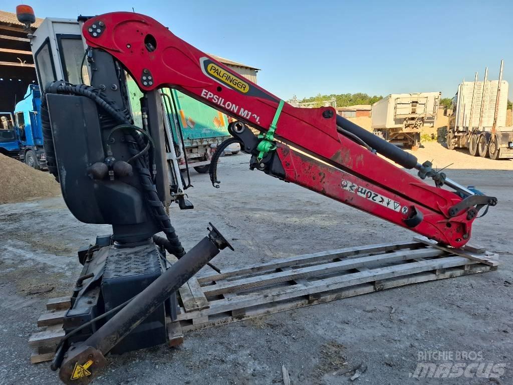 Epsilon M 12 L Каранове за дървен материал