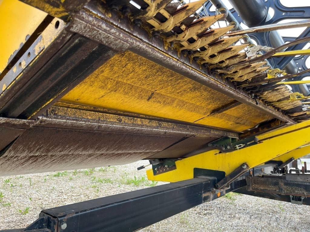 New Holland CX 860 Комбайни